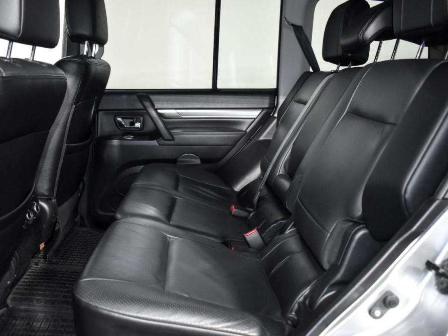 Mitsubishi Pajero IV Санкт-Петербург  - изображение 13