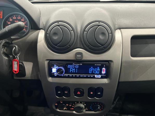 Renault Logan I Рестайлинг с пробегом 2010 года, цена 399 000 рублей, 234859 км, седан, Автокод Объявления