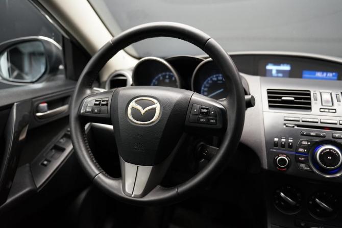 Mazda 3 II (BL) Рестайлинг с пробегом 2012 года, цена 990 000 рублей, 184141 км, седан, Автокод Объявления