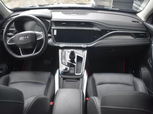Geely Atlas Pro с пробегом 2024 года, цена 2 180 000 рублей, 38233 км, внедорожник, Автокод Объявления
