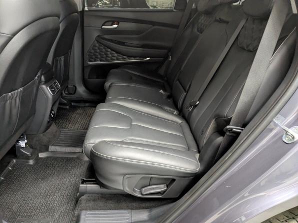 Hyundai Santa Fe IV Рестайлинг с пробегом 2022 года, цена 4 400 000 рублей, 41762 км, внедорожник, Автокод Объявления