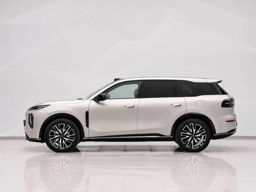 Changan Qiyuan Q07 Кемерово  - изображение 6