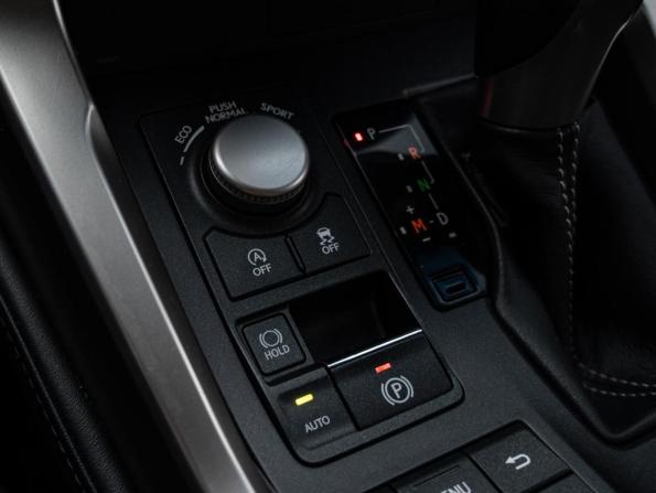 Lexus NX I с пробегом 2016 года, цена 2 550 000 рублей, 163032 км, внедорожник, Автокод Объявления