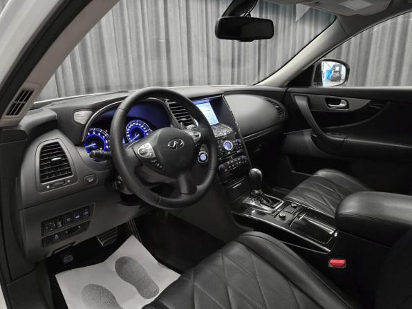 Infiniti QX70 с пробегом 2013 года, цена 1 699 000 рублей, 212000 км, внедорожник, Автокод Объявления