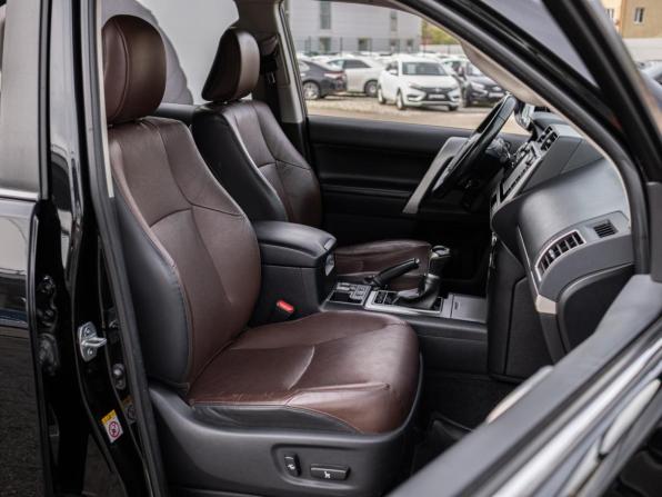 Toyota Land Cruiser Prado 150 Series Рестайлинг 2 с пробегом 2018 года, цена 6 850 000 рублей, 102627 км, внедорожник, Автокод Объявления
