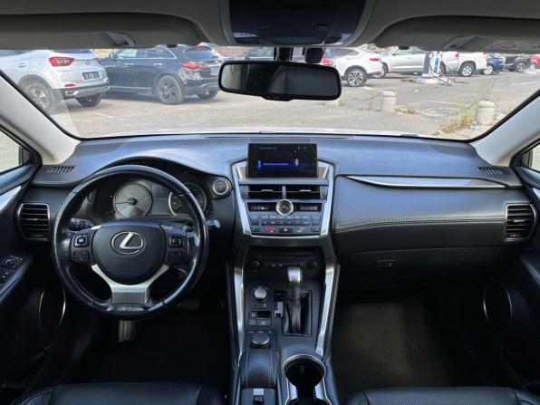 Lexus NX I с пробегом 2015 года, цена 2 425 000 рублей, 173124 км, внедорожник, Автокод Объявления