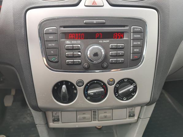 Ford Focus II Рестайлинг с пробегом 2011 года, цена 559 000 рублей, 243769 км, седан, Автокод Объявления
