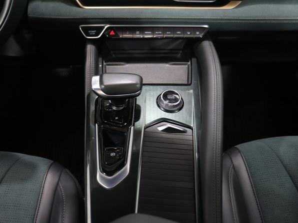 Geely Monjaro I с пробегом 2023 года, цена 3 399 000 рублей, 28500 км, внедорожник, Автокод Объявления