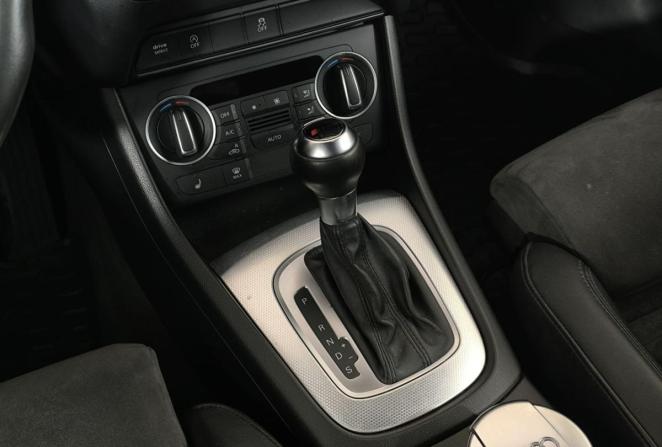 Audi Q3 I (8U) Рестайлинг с пробегом 2015 года, цена 1 630 000 рублей, 265441 км, внедорожник, Автокод Объявления