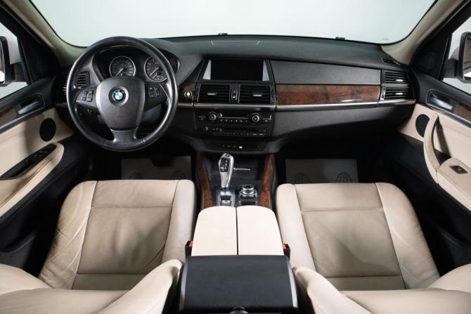 BMW X5 II (E70) Рестайлинг с пробегом 2010 года, цена 2 499 000 рублей, 249680 км, внедорожник, Автокод Объявления