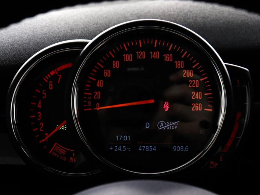 Mini Hatch III (F55/F56) Рестайлинг Химки  - изображение 1
