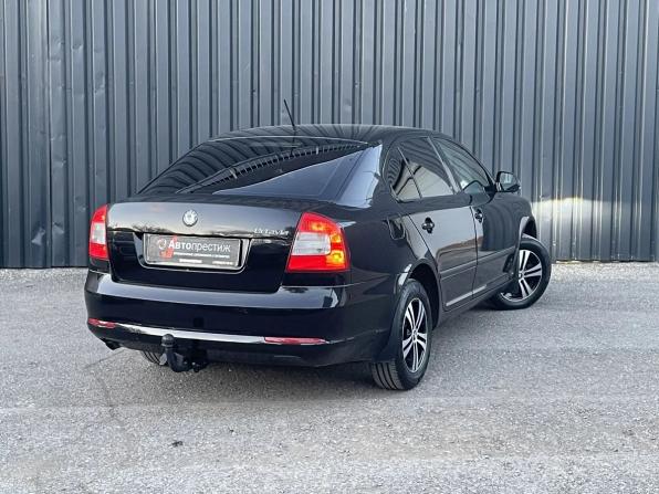 Skoda Octavia II (A5) Рестайлинг с пробегом 2013 года, цена 645 000 рублей, 322282 км, лифтбек, Автокод Объявления