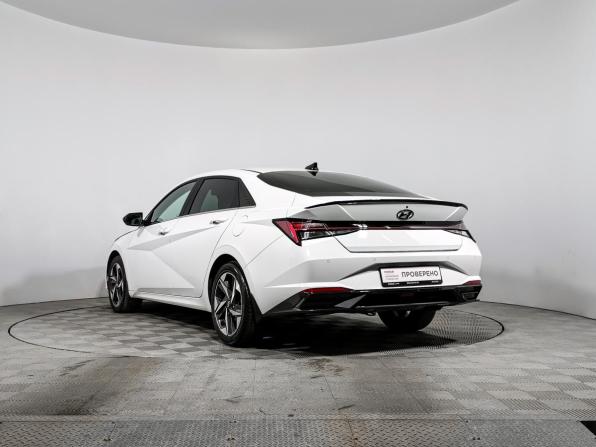 Hyundai Elantra VII (CN7) с пробегом 2022 года, цена 2 200 000 рублей, 46030 км, седан, Автокод Объявления