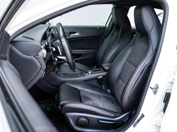 Mercedes-Benz GLA I (X156) Рестайлинг с пробегом 2018 года, цена 2 640 000 рублей, 80638 км, внедорожник, Автокод Объявления