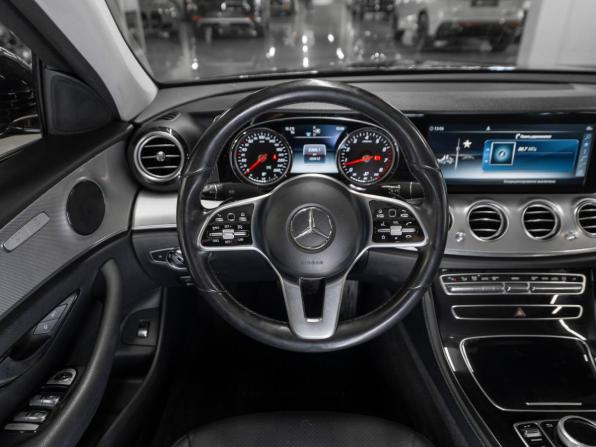 Mercedes-Benz E-Класс V (W213 S213 C238) с пробегом 2019 года, цена 2 820 000 рублей, 104307 км, седан, Автокод Объявления