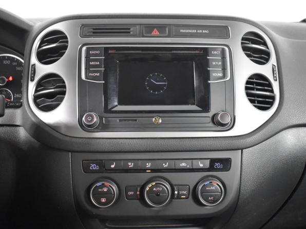 Volkswagen Tiguan I Рестайлинг с пробегом 2016 года, цена 1 296 200 рублей, 150285 км, внедорожник, Автокод Объявления