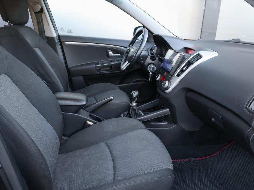 Kia Ceed I Рестайлинг Москва  - изображение 12