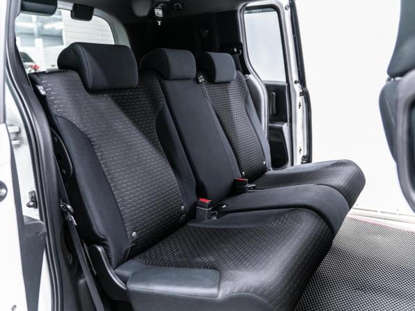 Honda Freed I Рестайлинг с пробегом 2013 года, цена 999 000 рублей, 130580 км, компактвэн, Автокод Объявления