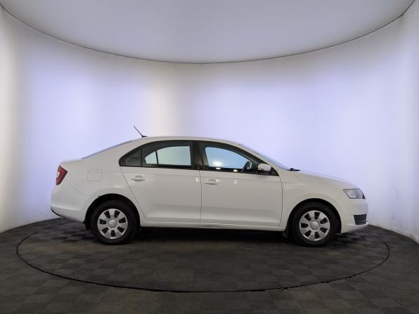 Skoda Rapid I Рестайлинг с пробегом 2019 года, цена 855 000 рублей, 164094 км, лифтбек, Автокод Объявления