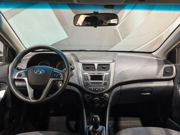 Hyundai Solaris I Рестайлинг с пробегом 2016 года, цена 790 000 рублей, 126500 км, хэтчбек, Автокод Объявления