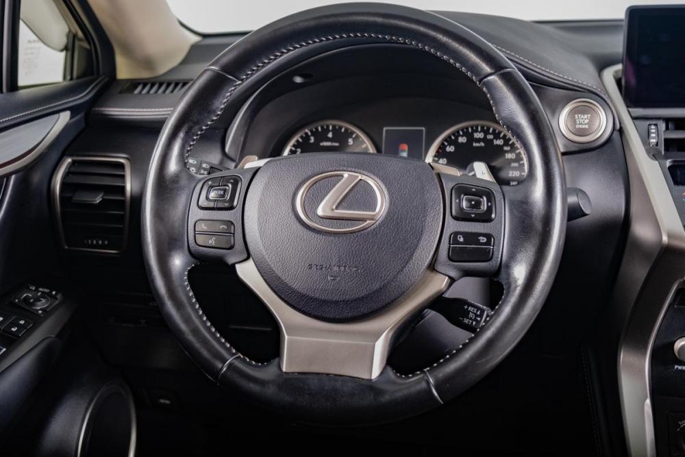 Lexus NX I Рестайлинг Томск  - изображение 11