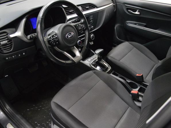 Kia Rio IV Рестайлинг с пробегом 2021 года, цена 1 750 000 рублей, 82179 км, хэтчбек, Автокод Объявления
