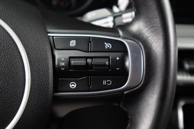 Kia K5 III с пробегом 2021 года, цена 2 249 000 рублей, 93875 км, седан, Автокод Объявления