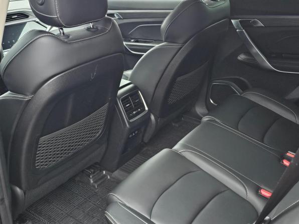 Geely Atlas II с пробегом 2023 года, цена 2 050 000 рублей, 61580 км, внедорожник, Автокод Объявления