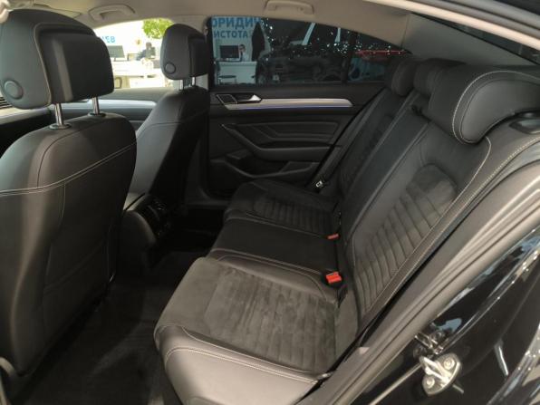 Volkswagen Passat B8 Рестайлинг с пробегом 2021 года, цена 2 290 000 рублей, 48316 км, седан, Автокод Объявления