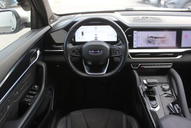 Geely Monjaro I с пробегом 2024 года, цена 2 997 000 рублей, 98014 км, внедорожник, Автокод Объявления