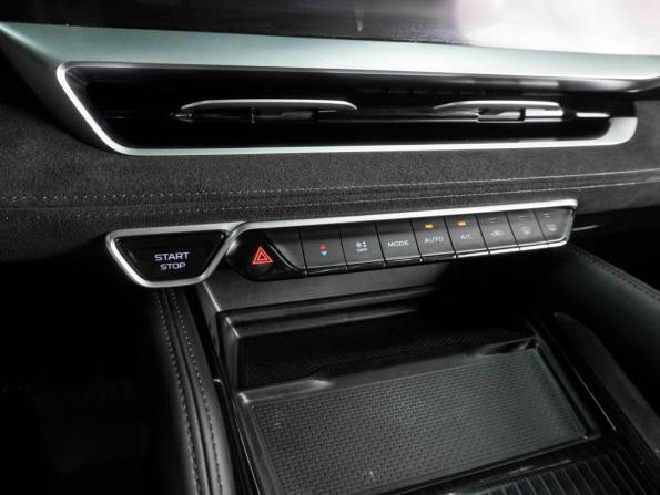 Geely Monjaro I Рестайлинг с пробегом 2024 года, цена 3 224 000 рублей, 84561 км, внедорожник, Автокод Объявления