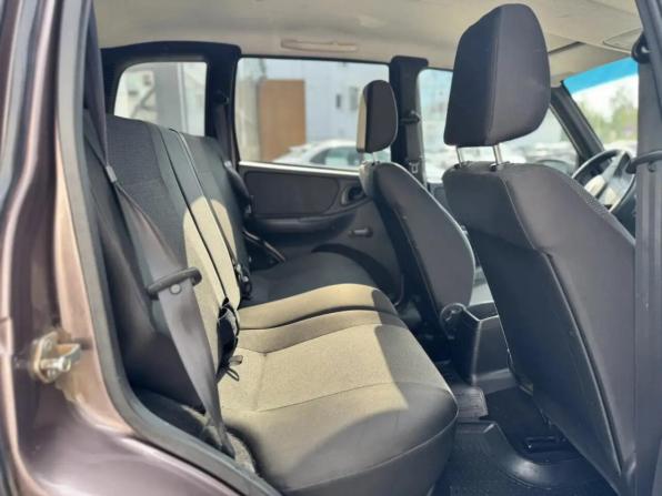 Chevrolet Niva I Рестайлинг с пробегом 2017 года, цена 620 000 рублей, 100000 км, внедорожник, Автокод Объявления