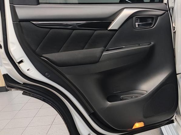Mitsubishi Pajero Sport III с пробегом 2018 года, цена 2 600 000 рублей, 195363 км, внедорожник, Автокод Объявления