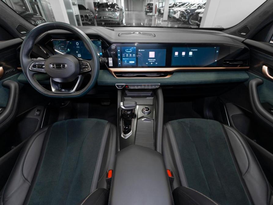 Geely Monjaro I Москва  - изображение 8
