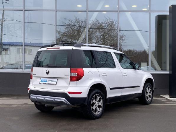 Skoda Yeti I Рестайлинг с пробегом 2015 года, цена 1 059 000 рублей, 120192 км, внедорожник, Автокод Объявления