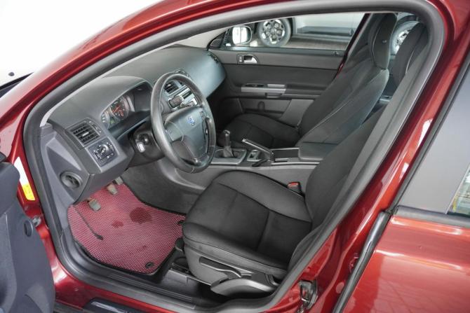 Volvo S40 II Рестайлинг с пробегом 2008 года, цена 680 000 рублей, 174659 км, седан, Автокод Объявления