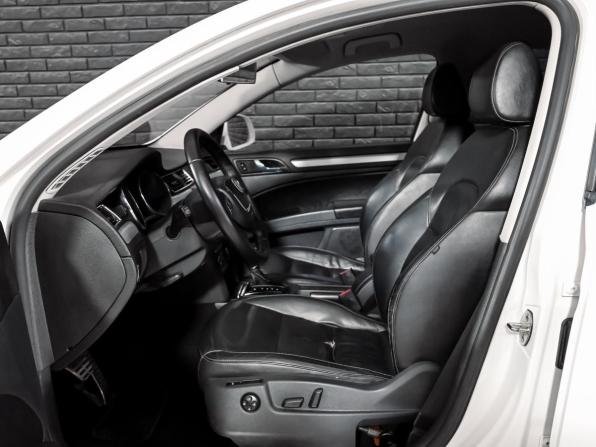 Skoda Superb II с пробегом 2011 года, цена 790 000 рублей, 377406 км, лифтбек, Автокод Объявления