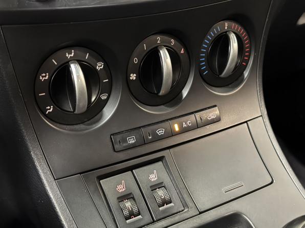Mazda 3 II (BL) Рестайлинг с пробегом 2013 года, цена 740 000 рублей, 85992 км, седан, Автокод Объявления