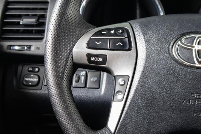 Toyota Highlander II (XU40) Рестайлинг с пробегом 2012 года, цена 2 199 000 рублей, 319652 км, внедорожник, Автокод Объявления