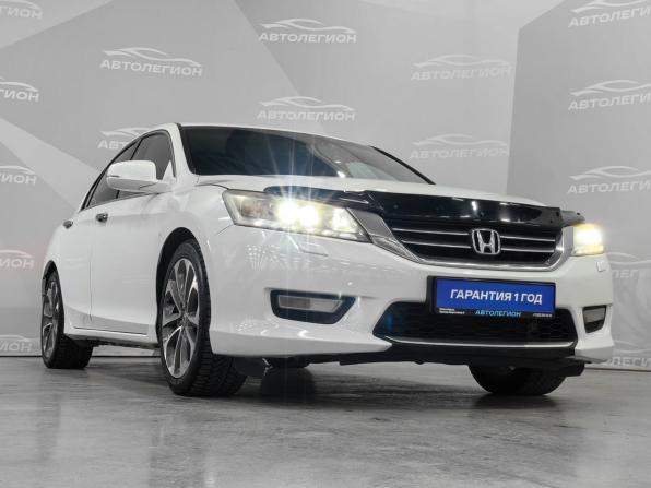 Honda Accord IX с пробегом 2013 года, цена 1 580 000 рублей, 259449 км, седан, Автокод Объявления