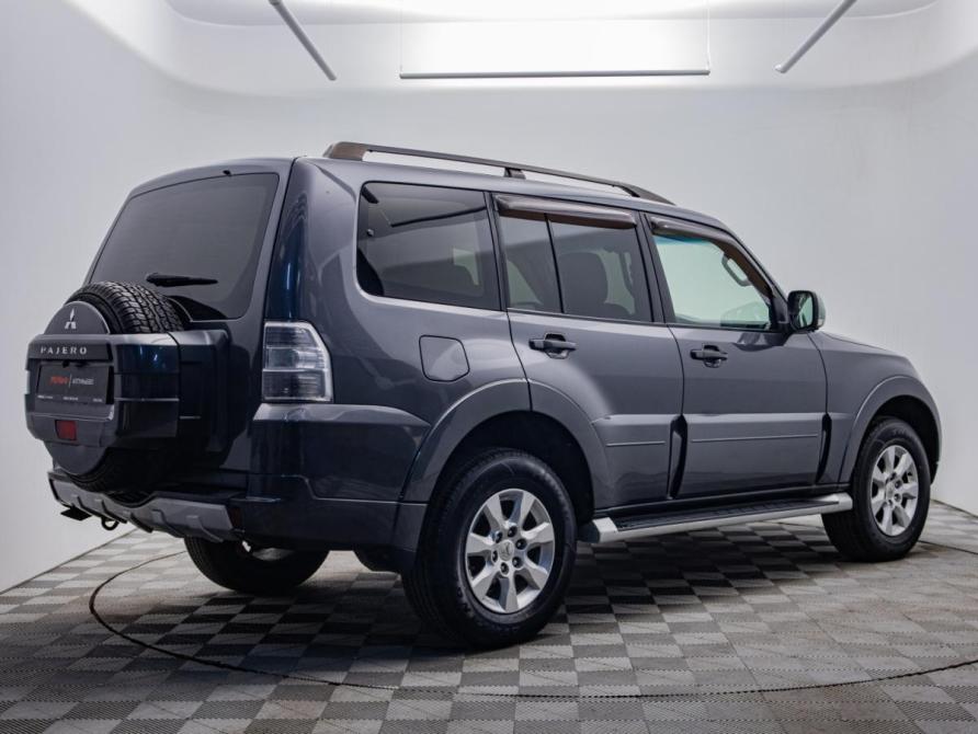 Mitsubishi Pajero IV Рестайлинг 1 Москва  - изображение 5