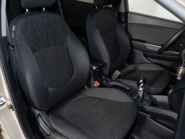 Kia Rio III с пробегом 2012 года, цена 930 000 рублей, 125000 км, хэтчбек, Автокод Объявления