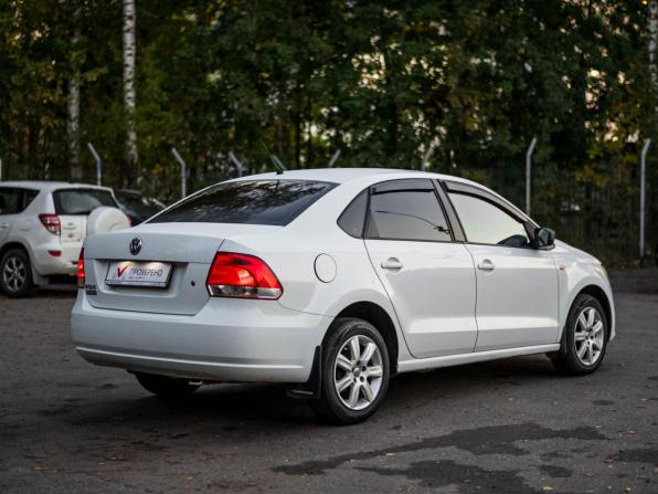 Volkswagen Polo V с пробегом 2015 года, цена 777 000 рублей, 221545 км, седан, Автокод Объявления