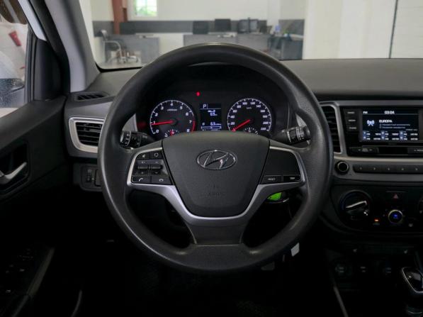 Hyundai Solaris II Рестайлинг с пробегом 2020 года, цена 1 699 000 рублей, 60000 км, седан, Автокод Объявления