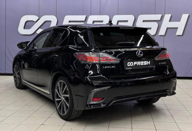 Lexus CT I с пробегом 2011 года, цена 1 389 000 рублей, 282000 км, хэтчбек, Автокод Объявления