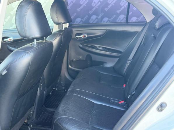 Toyota Corolla X (E140 E150) Рестайлинг с пробегом 2011 года, цена 900 000 рублей, 215000 км, седан, Автокод Объявления