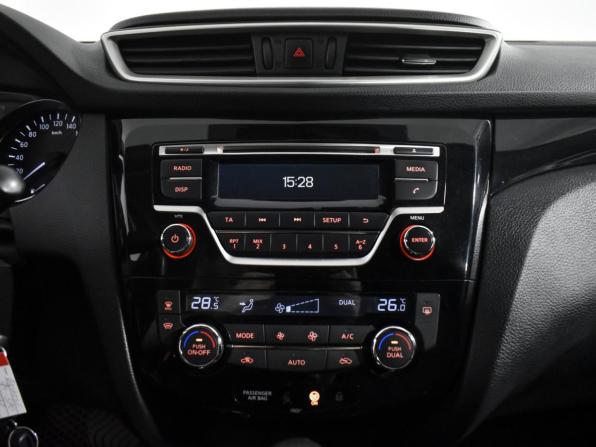 Nissan Qashqai II с пробегом 2016 года, цена 1 374 000 рублей, 192139 км, внедорожник, Автокод Объявления