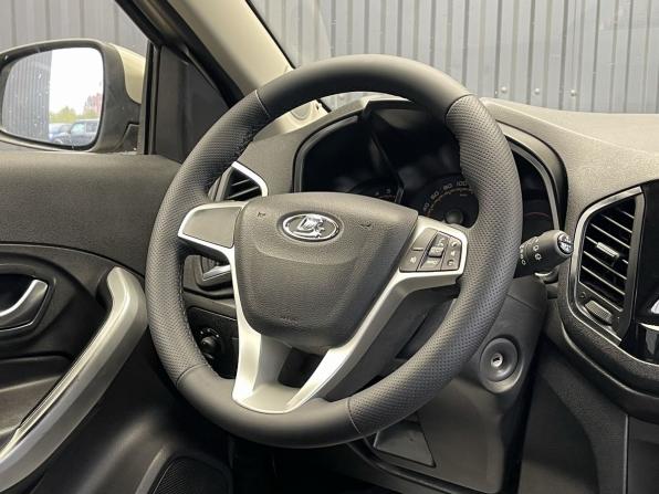 Lada (ВАЗ) XRAY I с пробегом 2019 года, цена 877 000 рублей, 98087 км, хэтчбек, Автокод Объявления