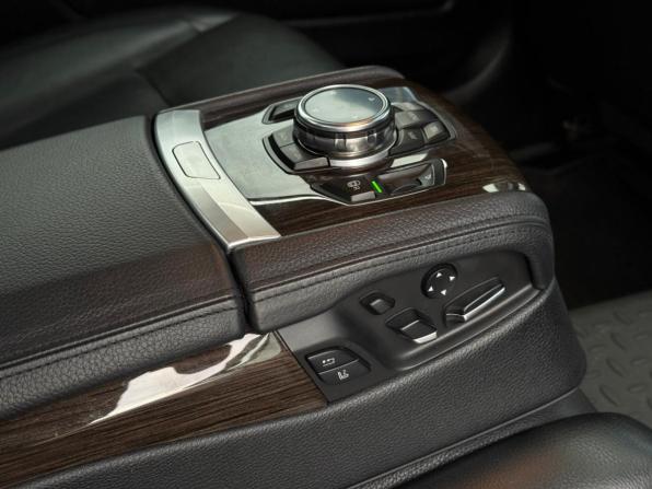 BMW 7 серии V (F01/F02/F04) Рестайлинг с пробегом 2014 года, цена 1 865 000 рублей, 205353 км, седан, Автокод Объявления