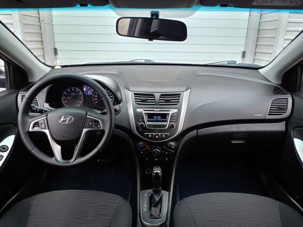Hyundai Solaris I Рестайлинг с пробегом 2016 года, цена 1 169 000 рублей, 110605 км, седан, Автокод Объявления